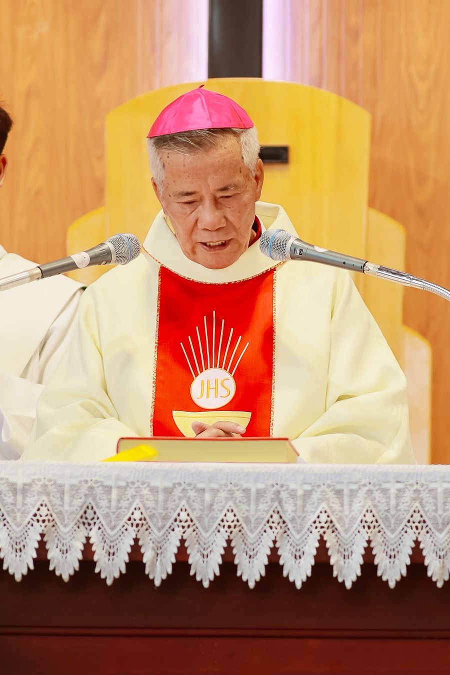 Thánh Lễ Đức Maria Hồn Xác Lên Trời