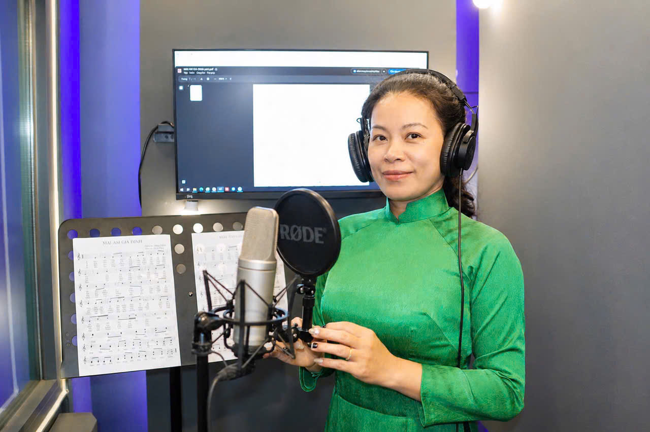 Khách mời
